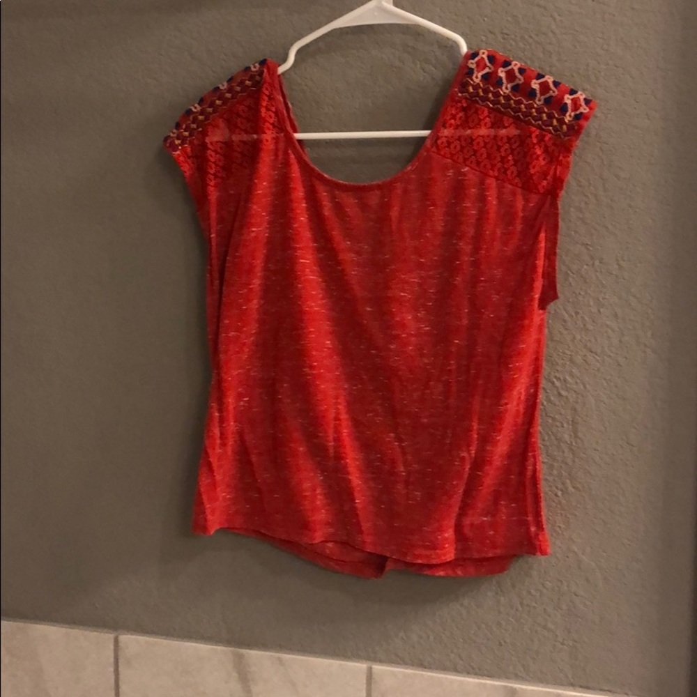 Crop top